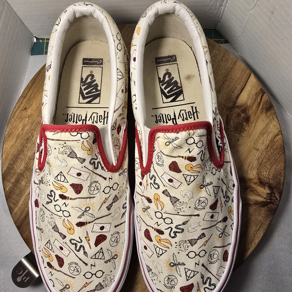 RARE Harry Potter Vans Slip On Shoes Womens 9.5 Mens 8 UK 7 Adult Size